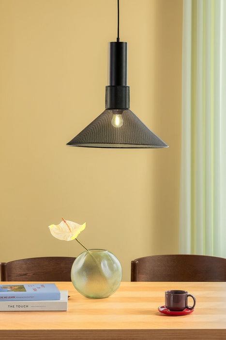 Ray Pendant Black